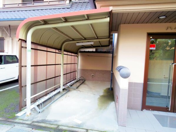 静岡駅 バス23分  中電社宅前下車：停歩3分 2階の物件外観写真